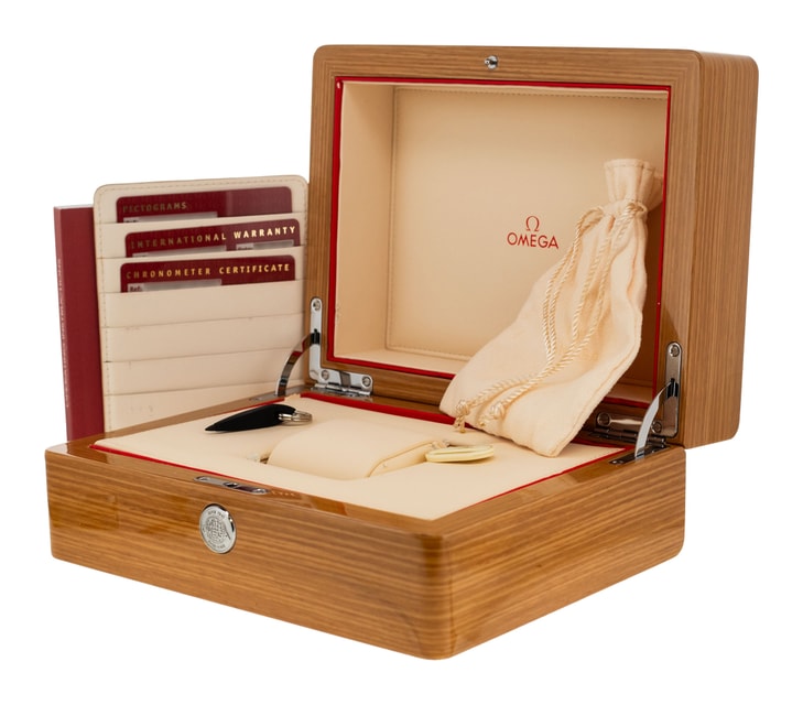 Omega Planet Ocean 232.32.46.21.01.005 Image 5